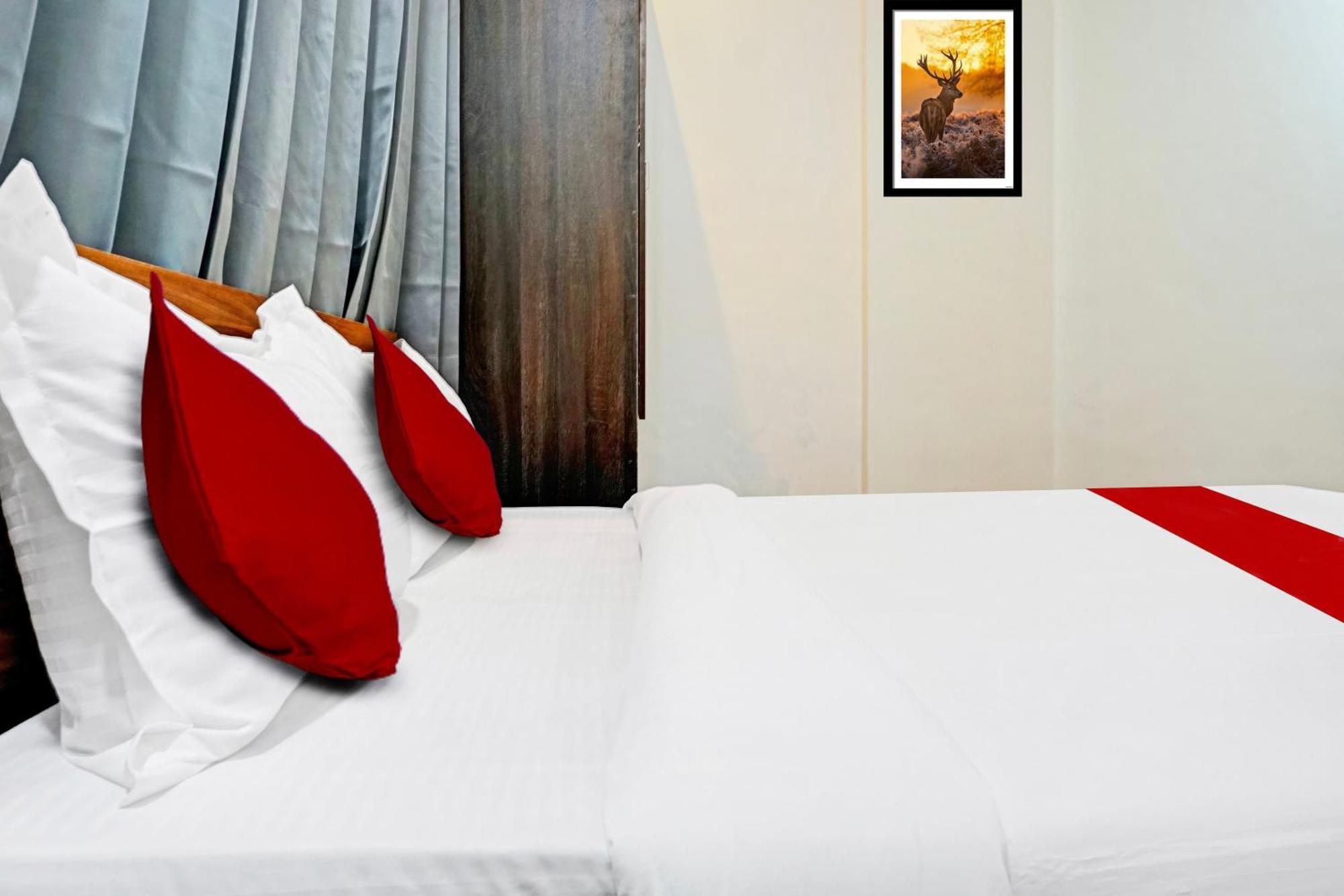 Super Hotel O Aru Sai Pune Exterior photo